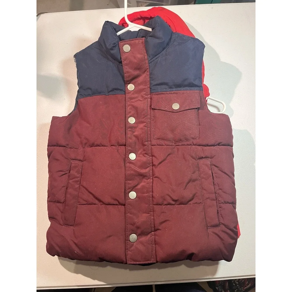 OLD NAVY Maroon and‎ Blue Kids Puffer Vest M 8 Zip and Snaps. Heavier feel